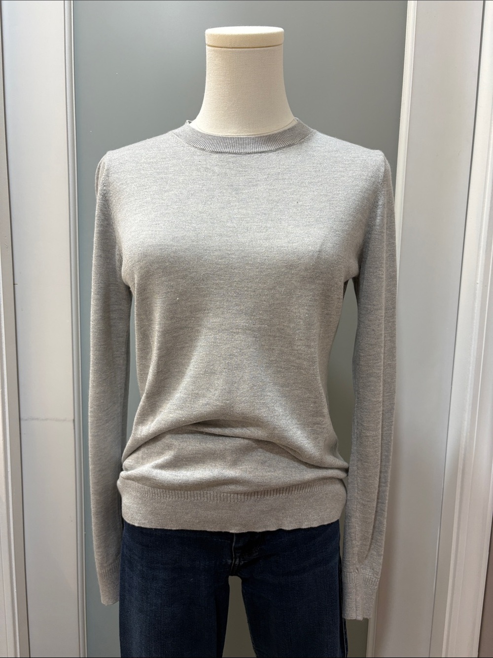 Banana Republic Light Gray Crewneck Sweater
